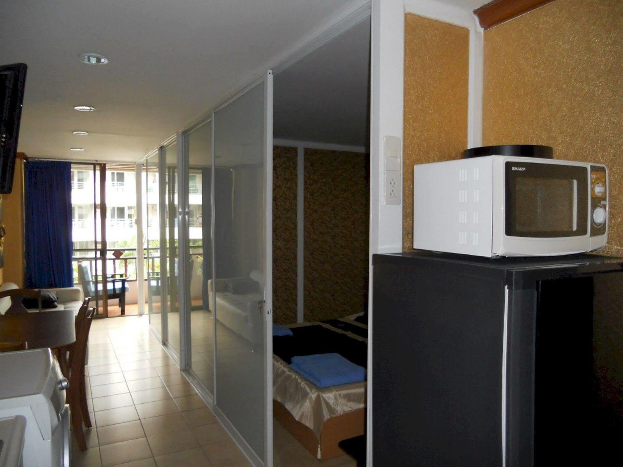 Jomtien Good Luck Apartment エクステリア 写真